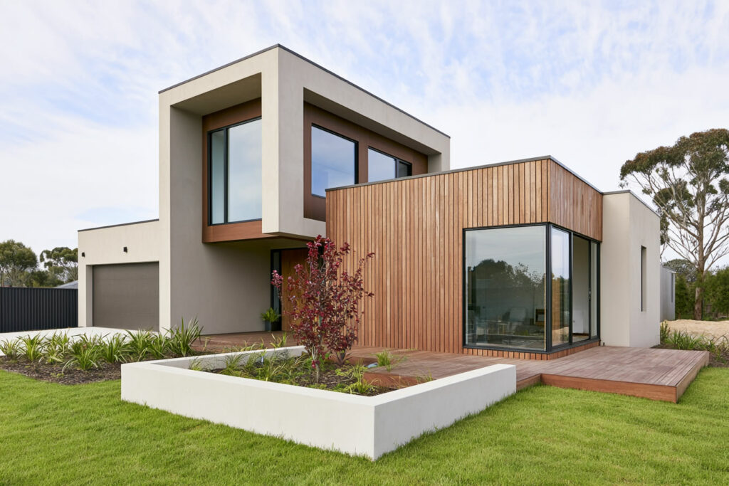 A Builder’s Guide to Hardwood Cladding in Queensland